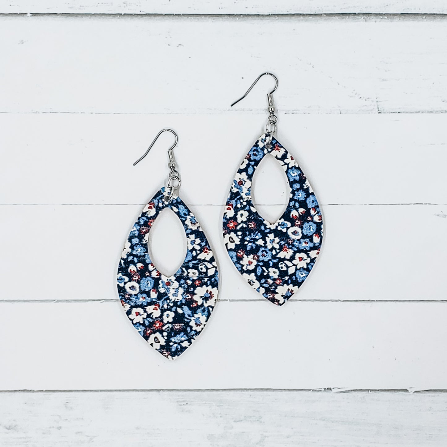 Patriotic Flowers Leather Open Teardrop Earrings