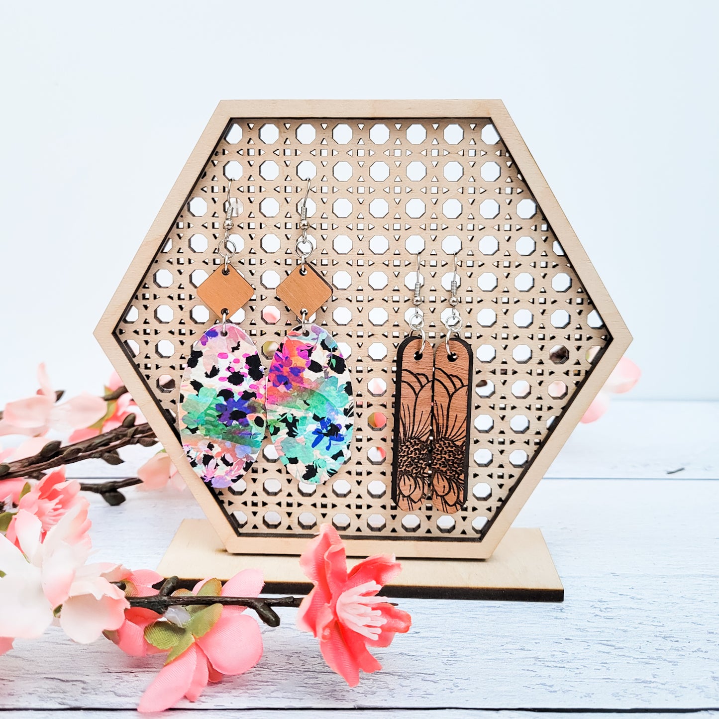 Medium Hexagon Rattan Earring Stand